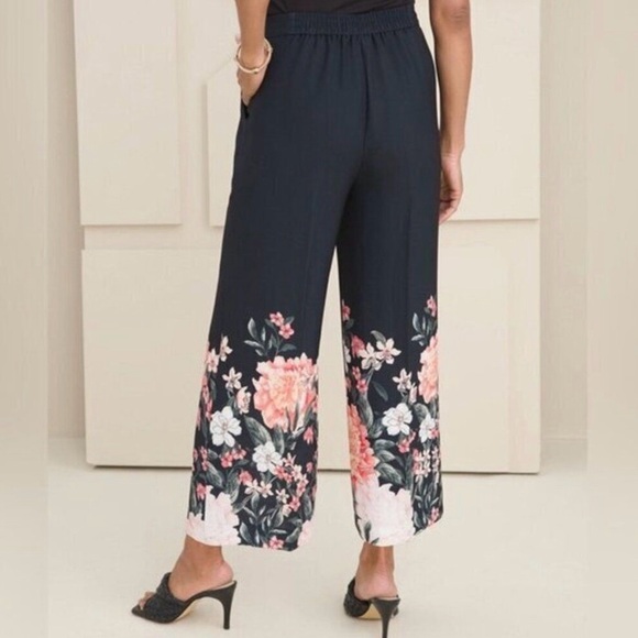 Chico's Black and Red Wide Leg Pants with Floral Embellishments.
Oasis paradise - Picture 2 of 9